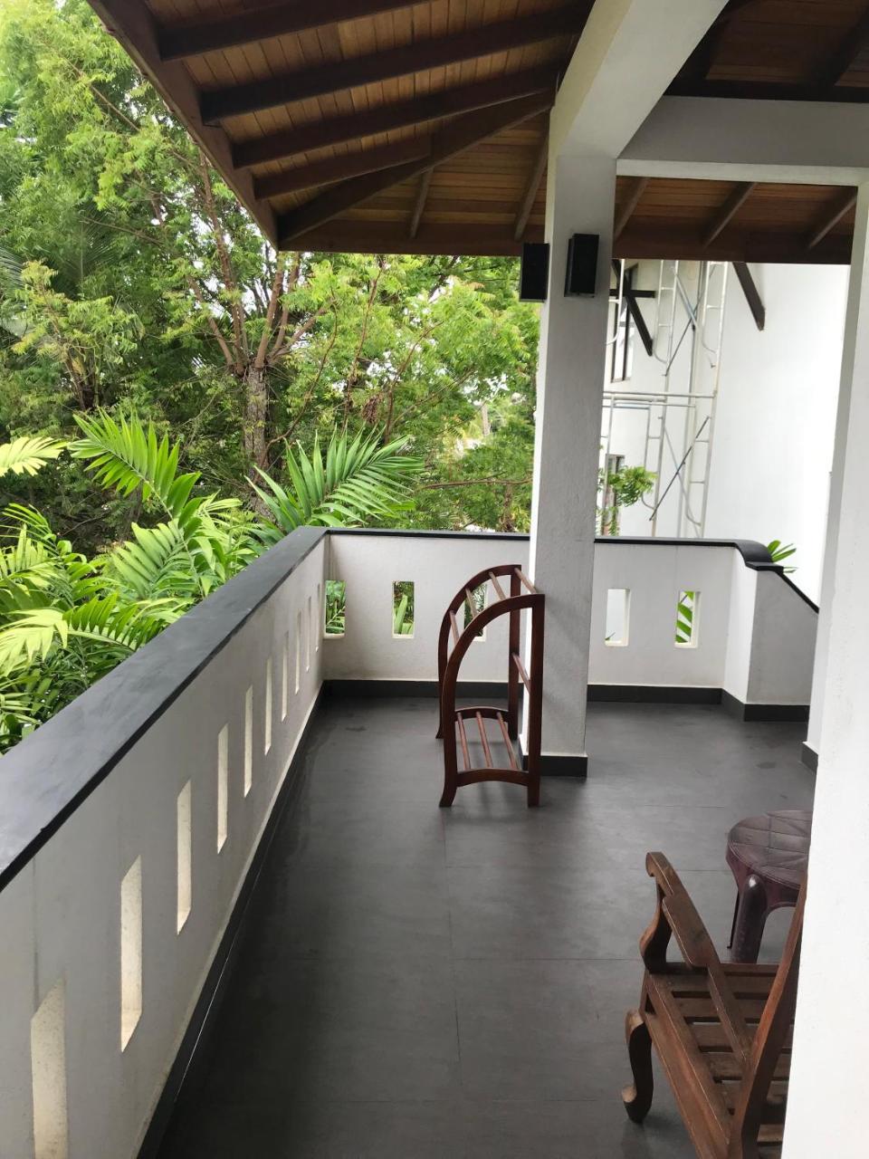 Unawatuna Beach Bungalow - Luaran gambar